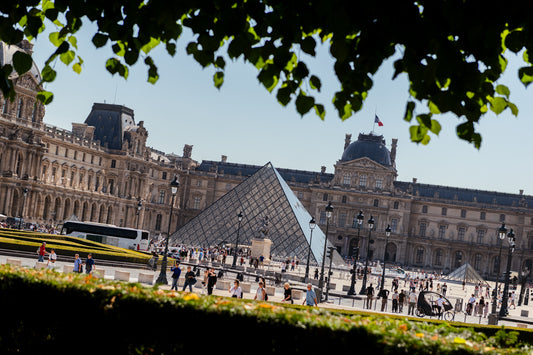 How to Picnic in Paris