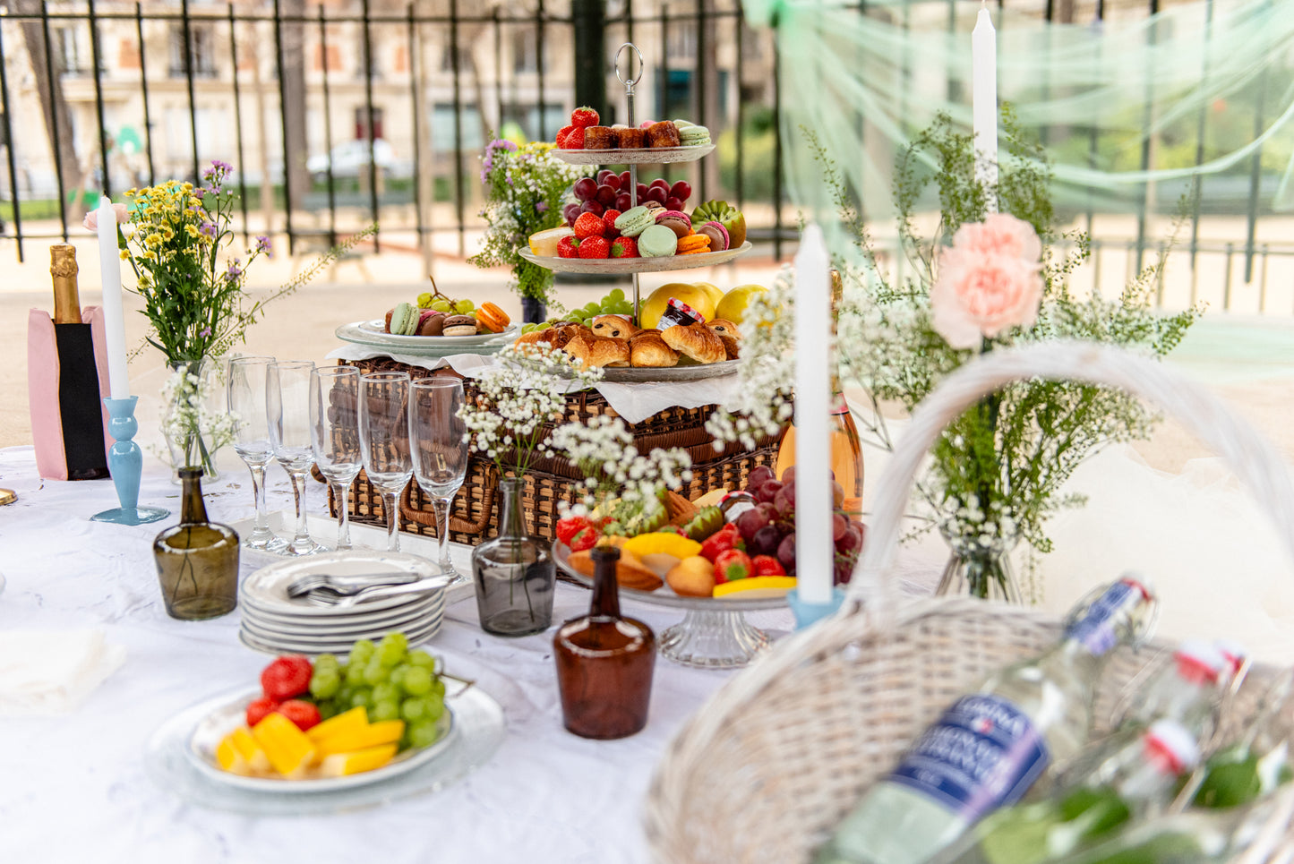 Picnic in Paris